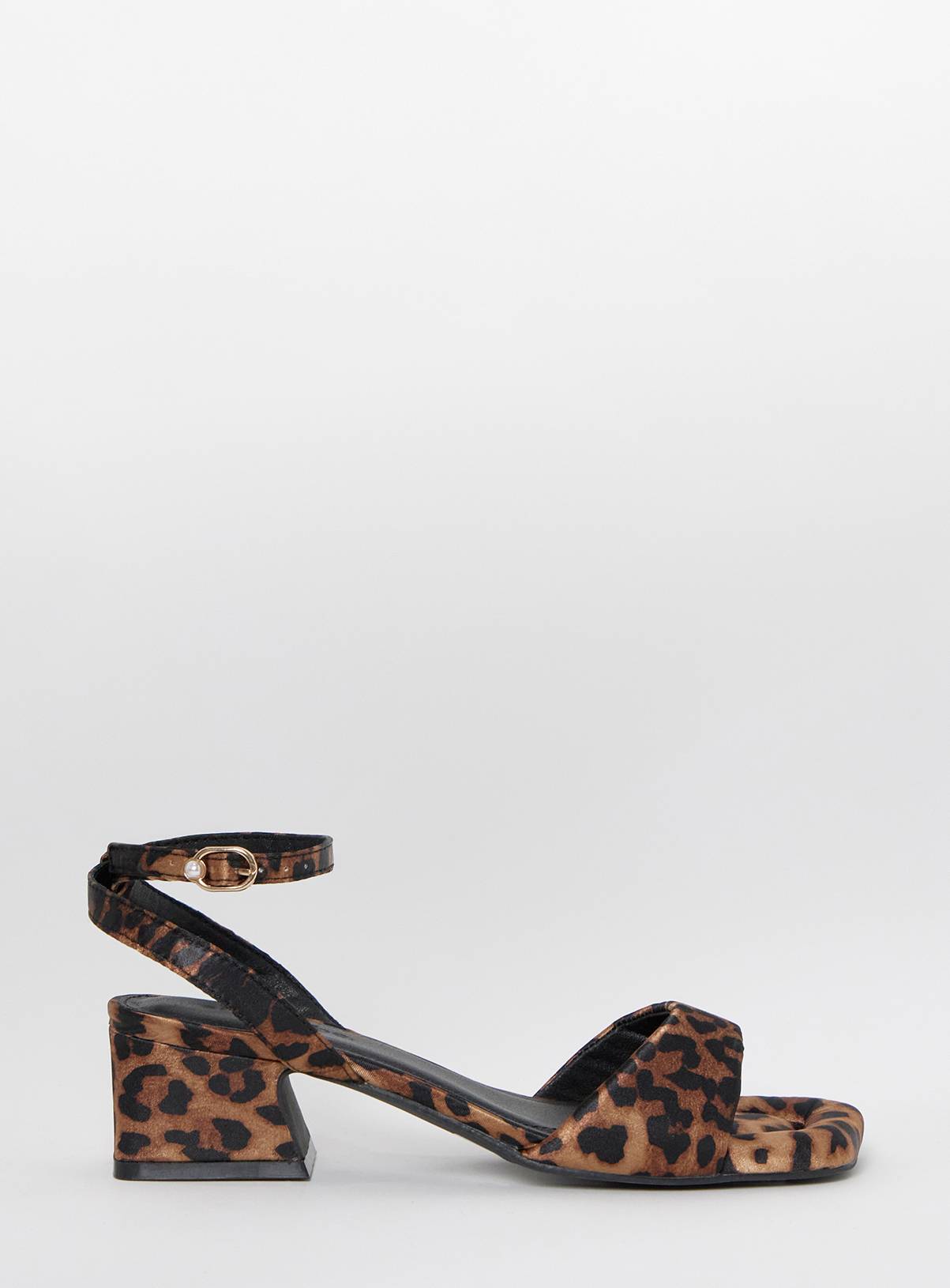 SIMPLY BE Barely There Low Block Heel Extra Wide Fit 6 - Image 3